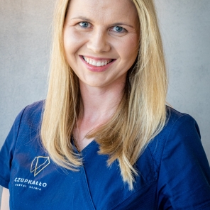 dr n.med. Karolina Polak-Kowalska - specj. stomatologii dziecięcej